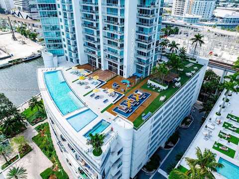 92 SW 3rd St, Miami, FL 33130