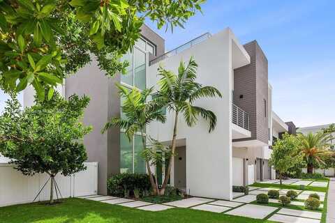 6821 NW 104th Ct, Doral, FL 33178