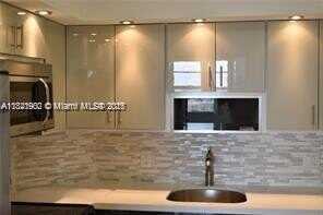 1950 S Ocean Dr, Hallandale Beach, FL 33009