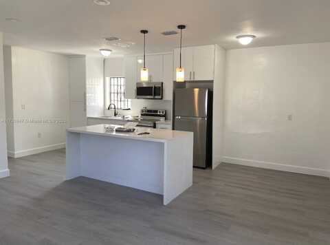 1840 NE 174th St, North Miami Beach, FL 33162
