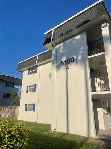 5100 SW 64th Ave, Davie, FL 33314