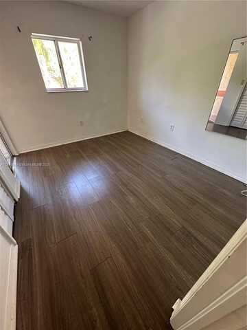 920 NW 78th Ave, Miami, FL 33126
