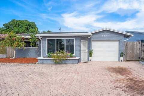 3751 NE 16th Ave, Pompano Beach, FL 33064