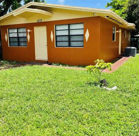 6737 NW 6th Ct, Miami, FL 33150
