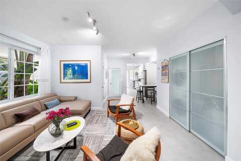 1569 Michigan Ave, Miami Beach, FL 33139
