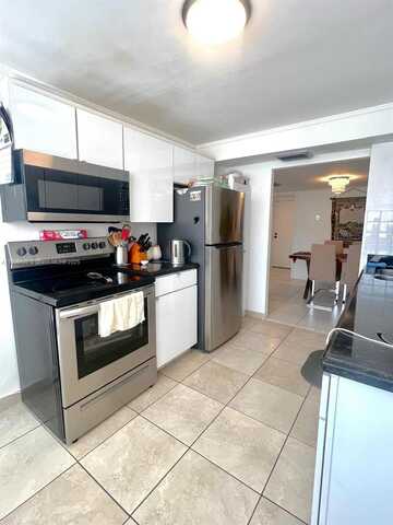 100 Golden Isles Dr, Hallandale Beach, FL 33009