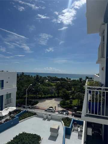 7600 Collins Ave, Miami Beach, FL 33141
