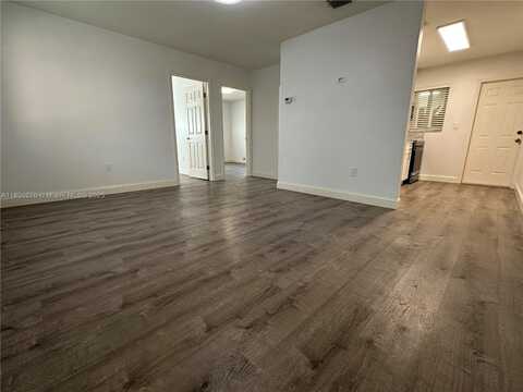 3156 Mary St, Miami, FL 33133