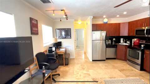 1856 NE 46th St, Fort Lauderdale, FL 33308