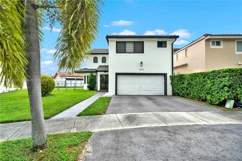 10521 SW 67th St, Miami, FL 33173