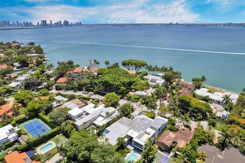 5055 N Bay Rd, Miami Beach, FL 33140
