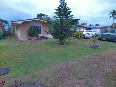 6761 Pansy Dr, Miramar, FL 33023