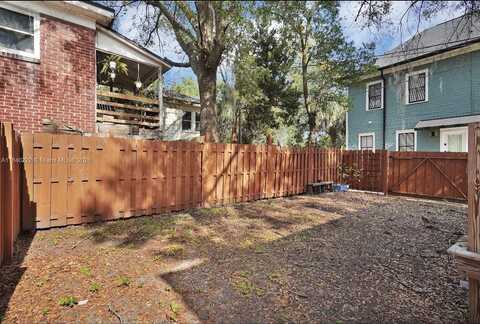 141 W 9TH ST, Jacksonville, FL 32206