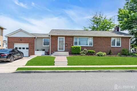 7 Oakwood Place, North Brunswick, NJ 08902
