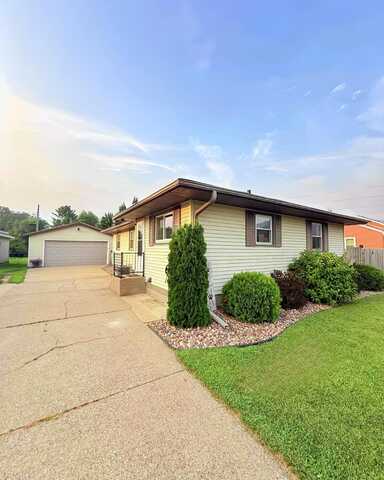 2921 Highland St, La Crosse, WI 54601