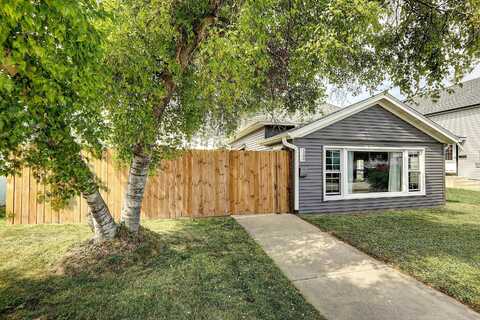 1106 Marshall Ave, South Milwaukee, WI 53172
