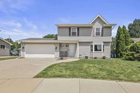 9332 Grayce Dr, Sturtevant, WI 53177