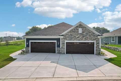 2127 Bluestem Dr, Waukesha, WI 53189