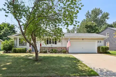 436 Sheridan Dr, West Bend, WI 53095
