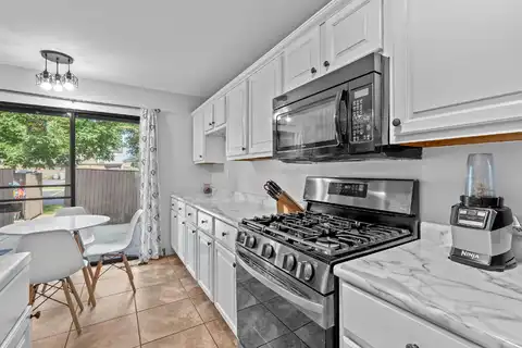 5205 S 13th St, Milwaukee, WI 53221