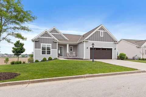 1386 Overlook Cir, Hartland, WI 53029