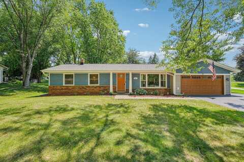507 Oxford Dr, Hartland, WI 53029