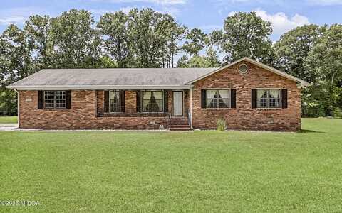7033 Three Oaks Drive W, Macon, GA 31216