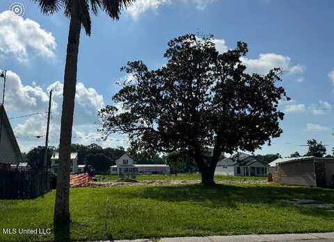 196 Markham Drive, Gulfport, MS 39507
