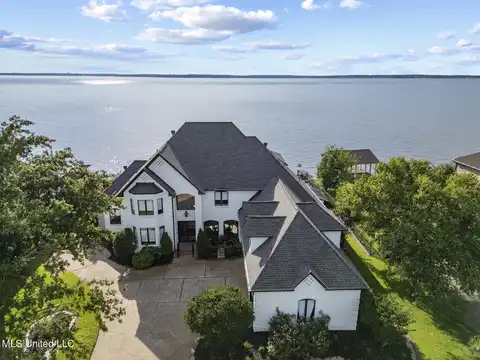 64 Grandview Circle, Brandon, MS 39047