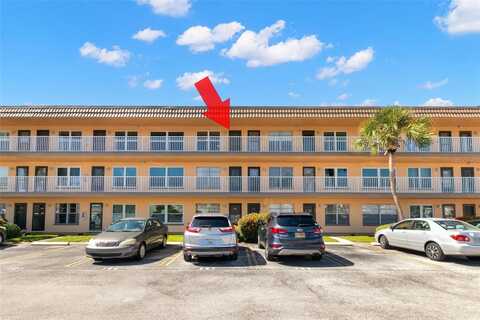 6400 46TH AVENUE N, KENNETH CITY, FL 33709