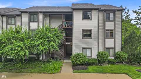 8176 Shorewalk Drive, Indianapolis, IN 46236