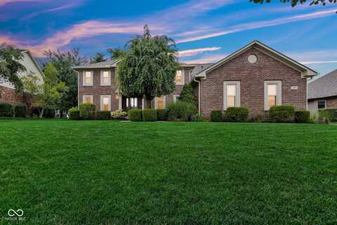 1053 New Amsterdam Drive, Greenwood, IN 46142