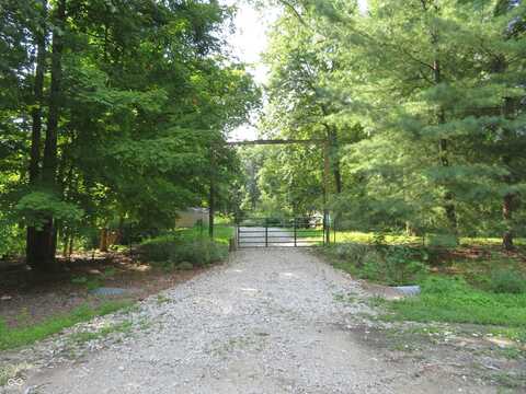 10599 Hickory Court, Quincy, IN 47456