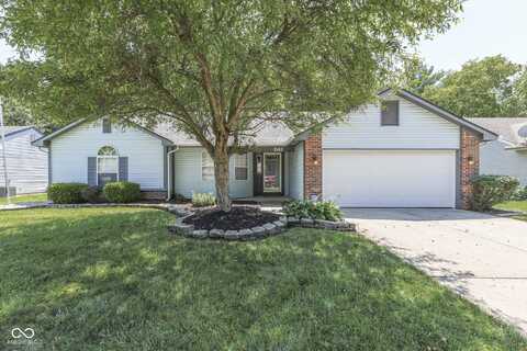 841 Country Lane, Indianapolis, IN 46217