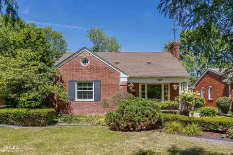 1198 Anita, Grosse Pointe Woods, MI 48236