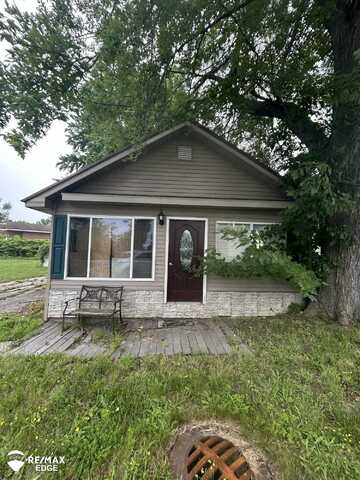 103 Byron, Houghton Lake Heights, MI 48630