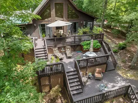 145 Winchester Woods Drive, MURPHY, NC 28906