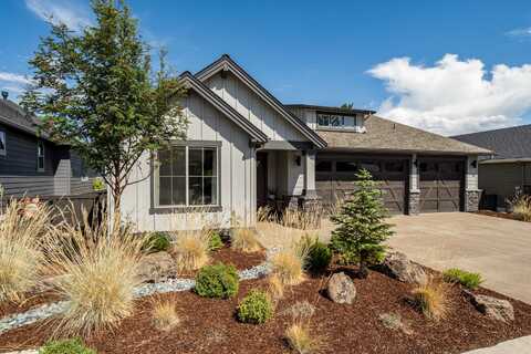 3048 NW Hidden Ridge Drive, Bend, OR 97703