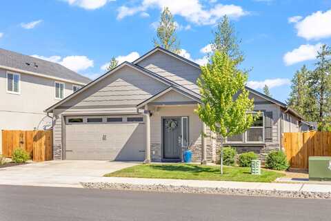 1828 W Kallberg Avenue, Sisters, OR 97759