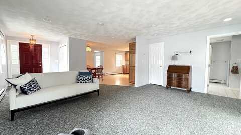 22 Purchase St, Danvers, MA 01923
