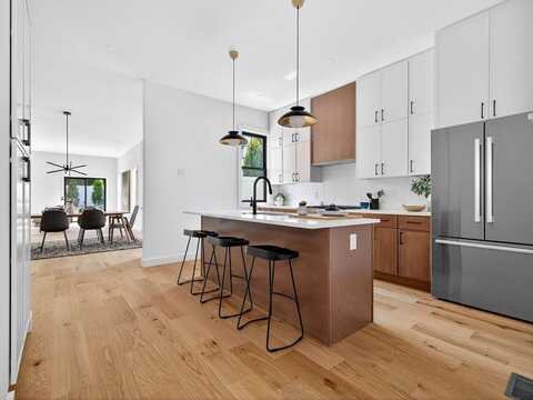 94 Jaques St, Somerville, MA 02145
