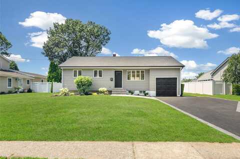 498 Belmore Avenue, East Islip, NY 11752
