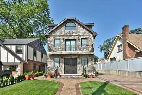 86-22 Somerset Street, Jamaica, NY 11432
