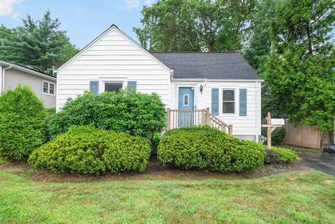 90 E Washington Avenue, Pearl River, NY 10965
