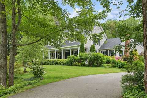 8 Washington Court, Kennebunkport, ME 04046
