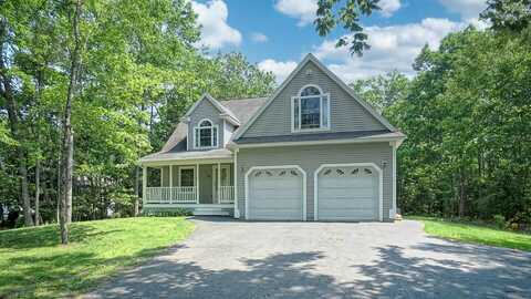 10 Harding Road, Gorham, ME 04038