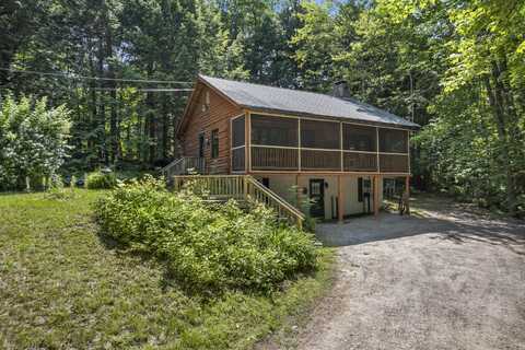 31 Convene Road, Sebago, ME 04029