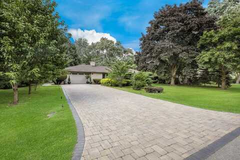 372 Longacres Lane, Palatine, IL 60067