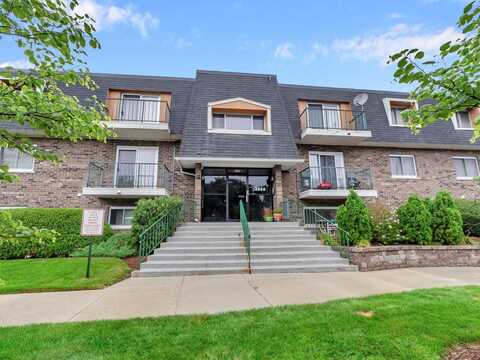 3856 S Parkway Drive, Northbrook, IL 60062