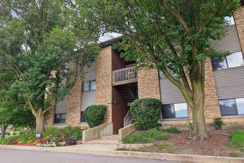 2366 South Street, Elgin, IL 60123